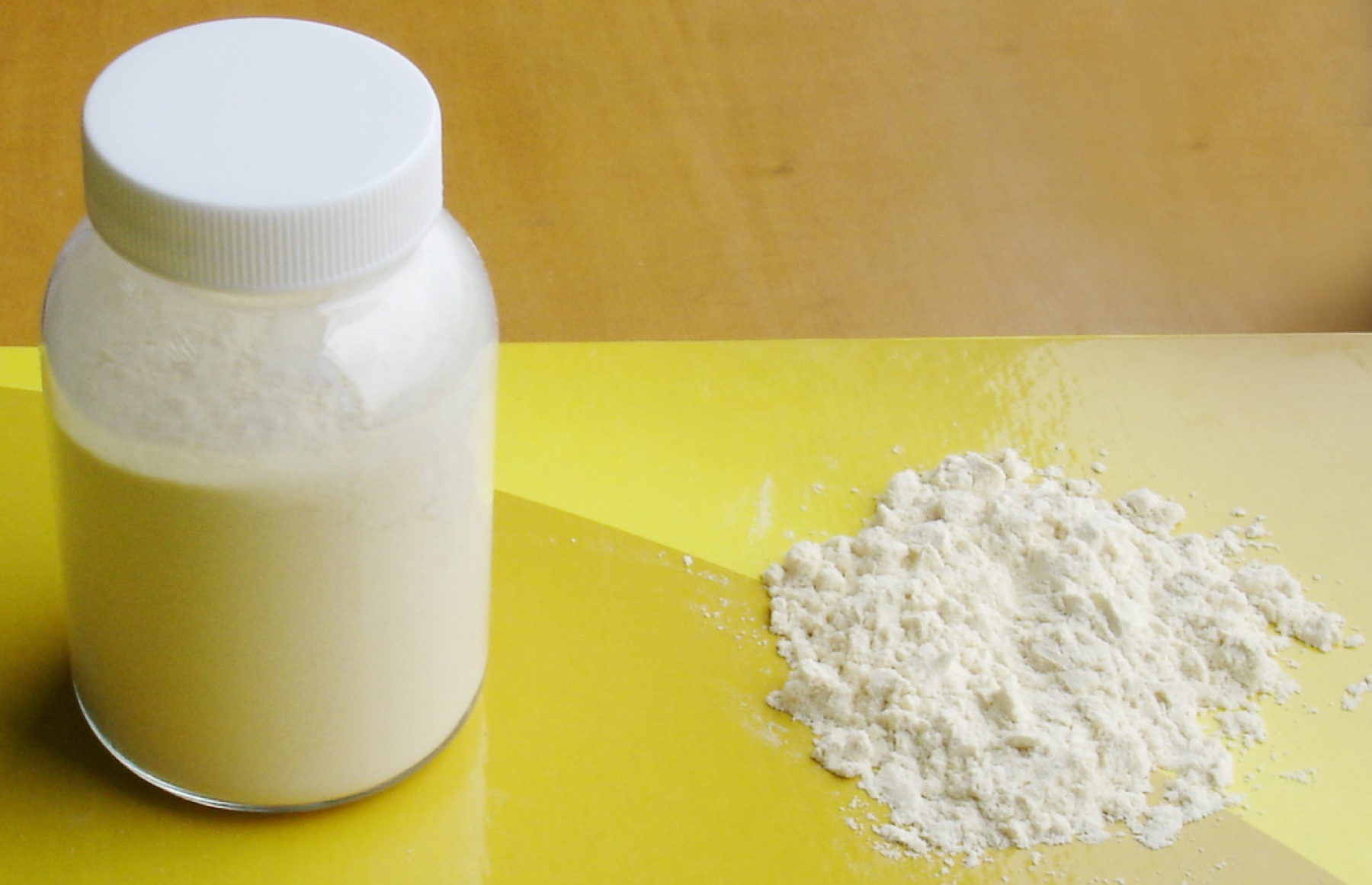 Clear Protein Electrolyte Powder